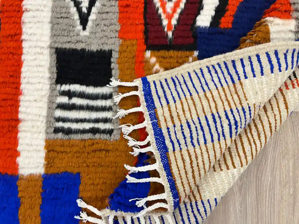 Tapis berbère Azilal en laine pure du Maroc, fait main