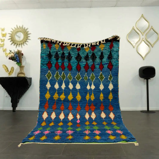 Tapis berbère pas cher Azilal bleu avec motifs géométriques