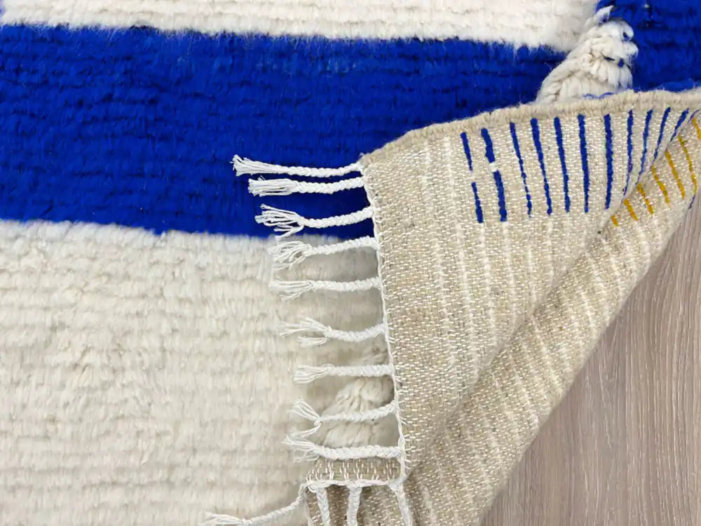 tapis berbère pièce unique dimensions 252x156 cm