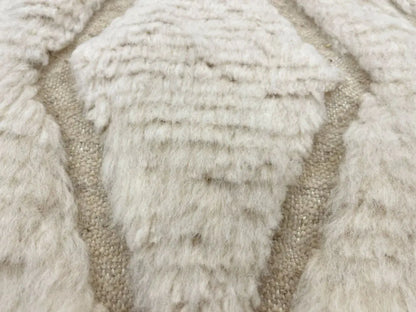 Tapis Beni Ouarain fait main, artisanat du Haut Atlas marocain