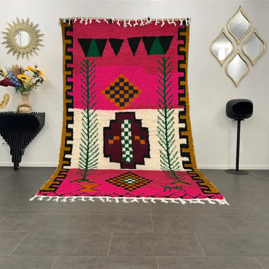 Vue entière du tapis Azilal berbère en laine naturelle multicolore du Maroc