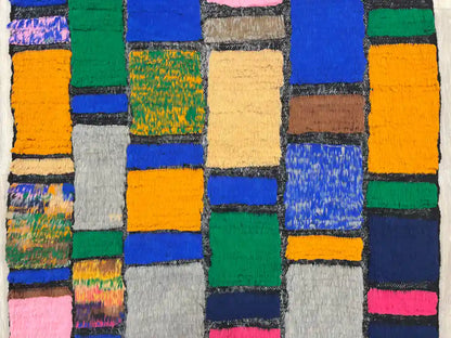 Détail des motifs géométriques d’un tapis boujaad berbère