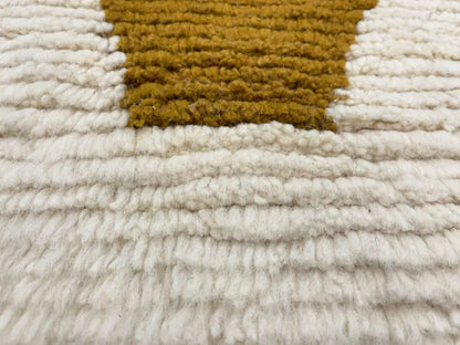 Détails de la laine d’un tapis berbère authentique, fait main