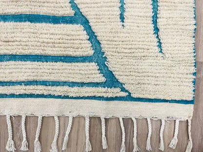 Motifs géométriques du tapis marocain Beni Ouarain – style contemporain et traditionnel