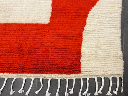 Franges d’un tapis Azilal authentique et unique en laine naturelle