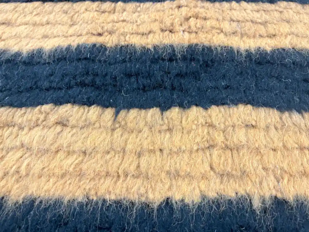 Tapis Beni Ouarain en laine naturelle colorée, fait main