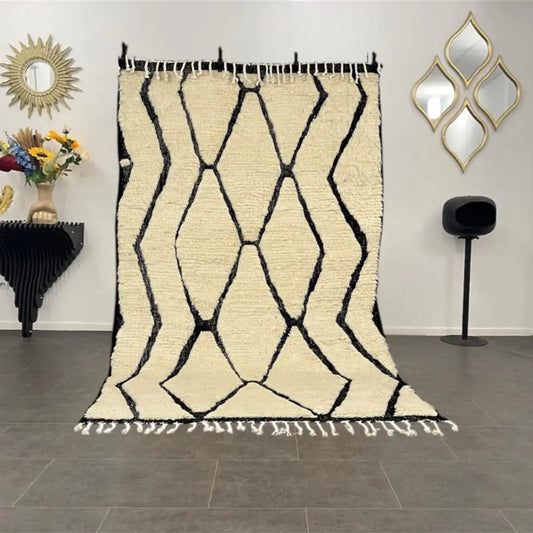 Tapis Beni Ouarain à lignes noires vue d’ensemble