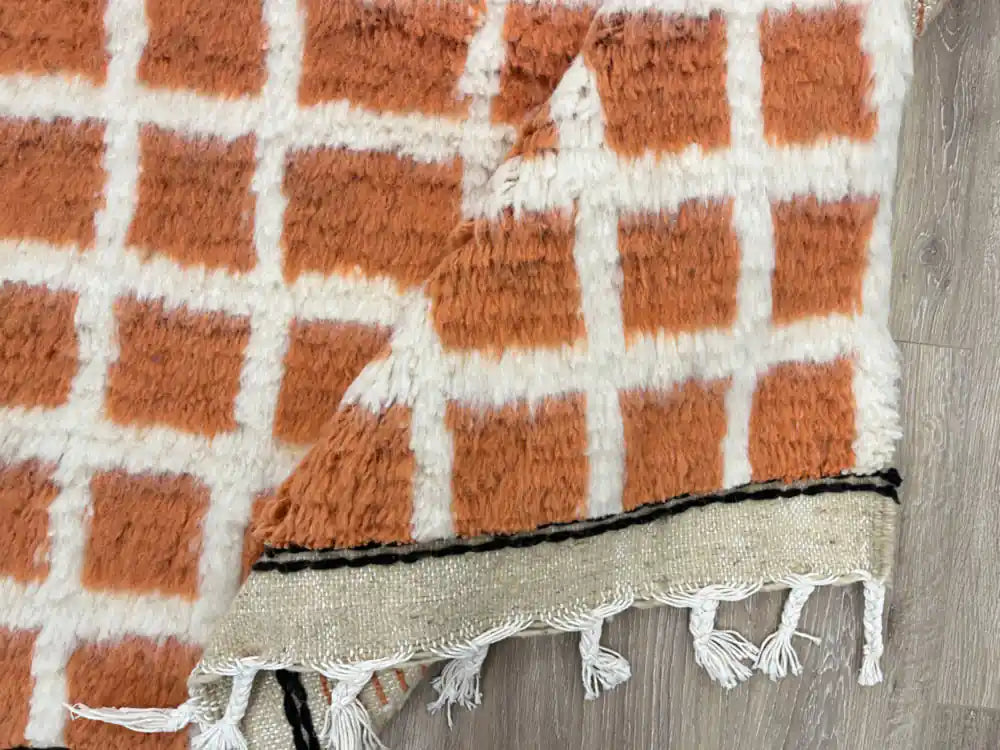 Revers du tapis Beni Ouarain marron, tissé à la main, qualité authentique berbère