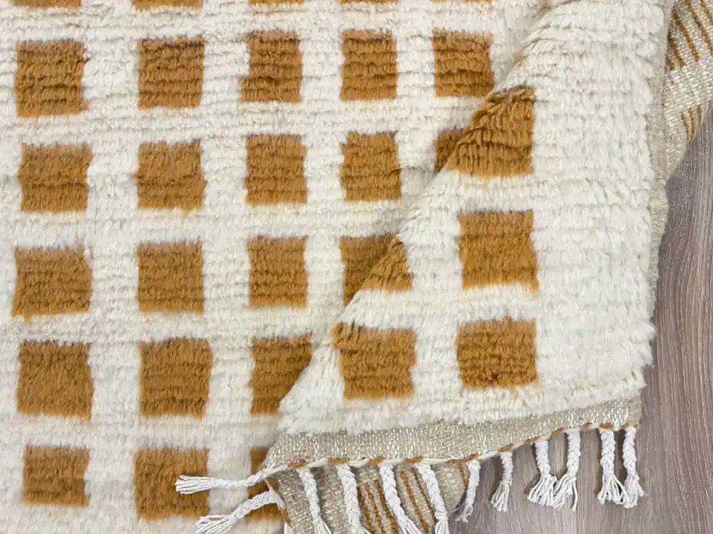 Tapis berbère Beni Ouarain en laine épaisse, tissage artisanal marocain fait main