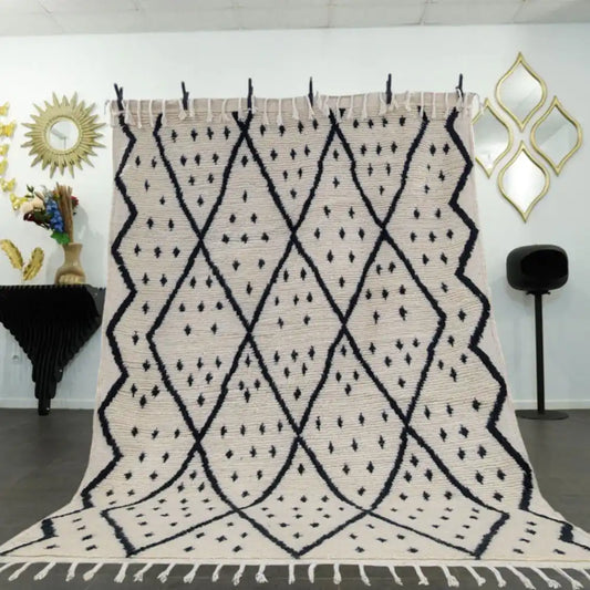 Tapis Beni Ouarain noir et blanc, décoration berbère en laine naturelle