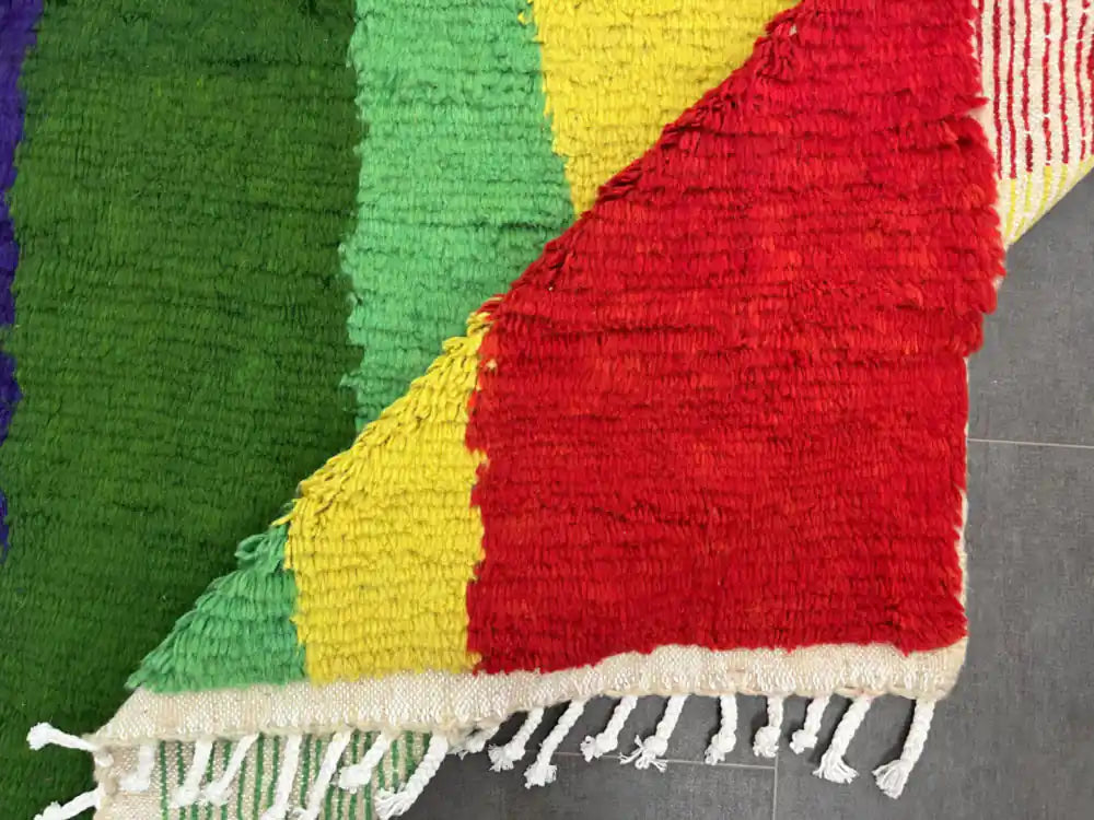 Tapis Azilal coloré en laine – Pièce unique berbère - BERB