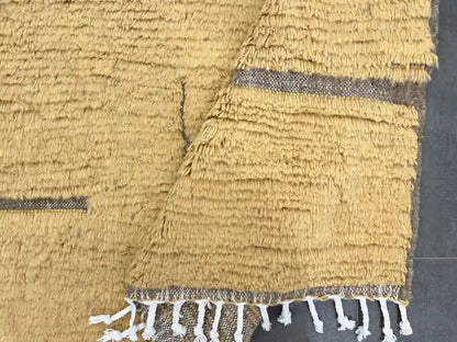 Envers du tapis Beni Ouarain, tissage traditionnel marocain en laine.