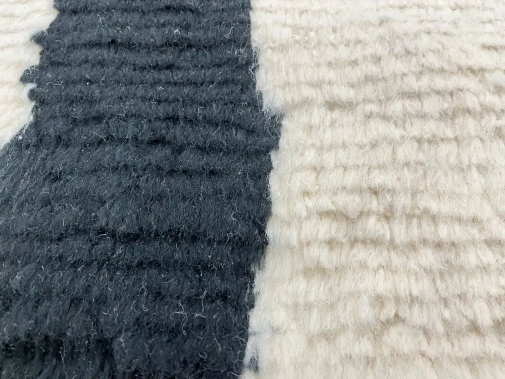 Tapis berbère blanc style contemporain salon