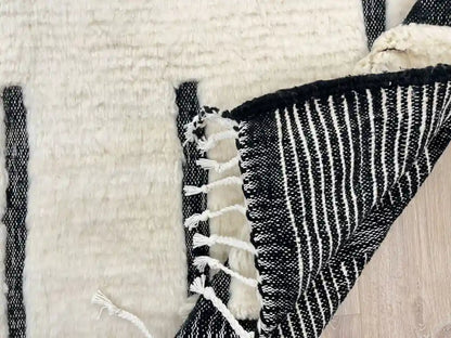 Tapis Blanc Beni Ouarain | Laine Naturelle | Grand Format